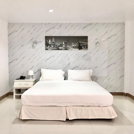Dad D Resort By Lopburi Inn Resort מראה חיצוני תמונה