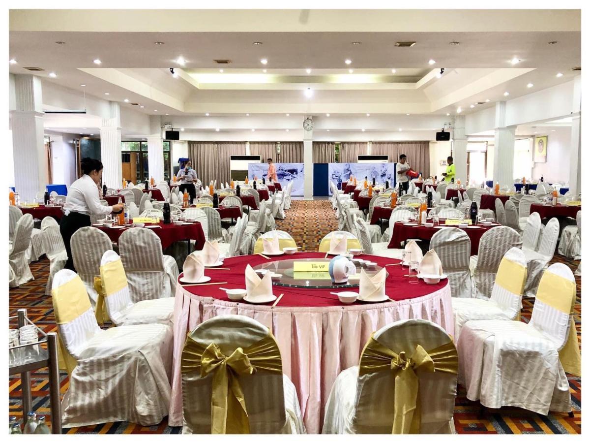 Dad D Resort By Lopburi Inn Resort מראה חיצוני תמונה