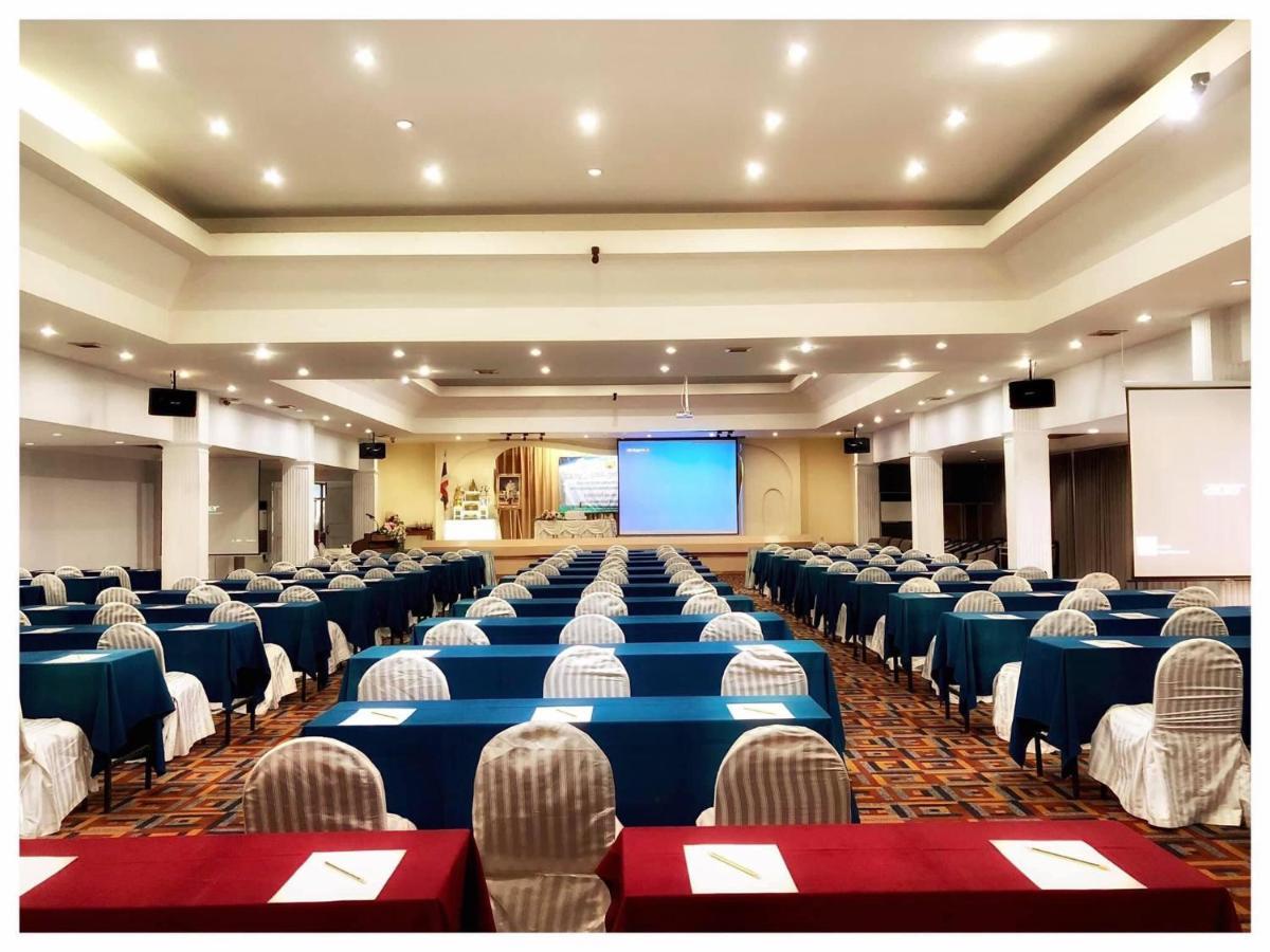 Dad D Resort By Lopburi Inn Resort מראה חיצוני תמונה