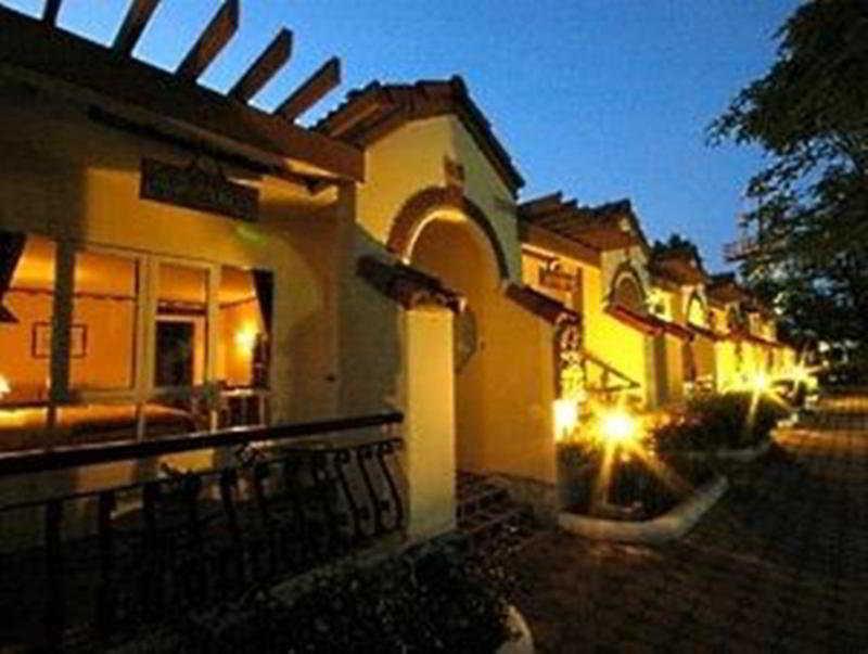 Dad D Resort By Lopburi Inn Resort מראה חיצוני תמונה