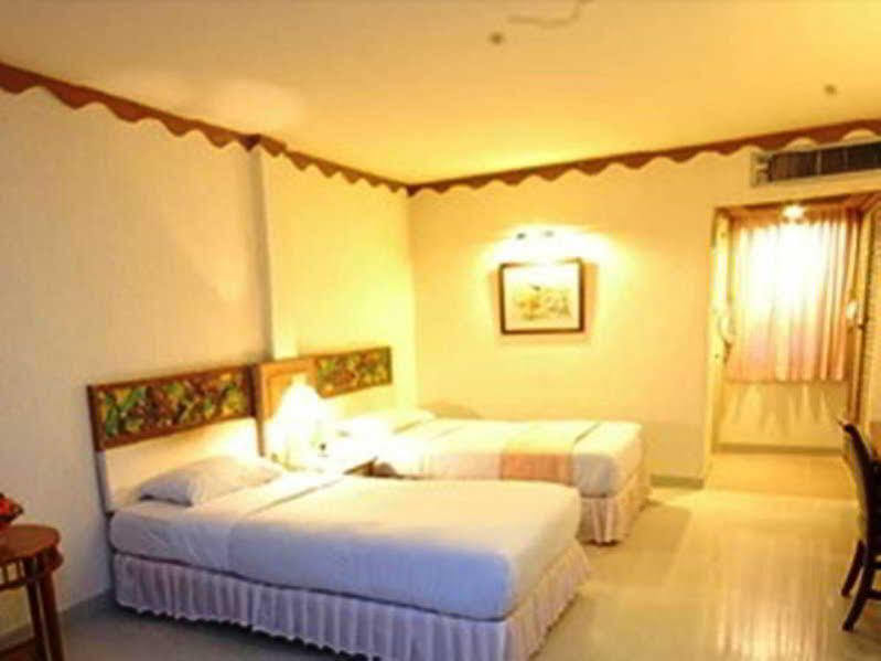 Dad D Resort By Lopburi Inn Resort מראה חיצוני תמונה
