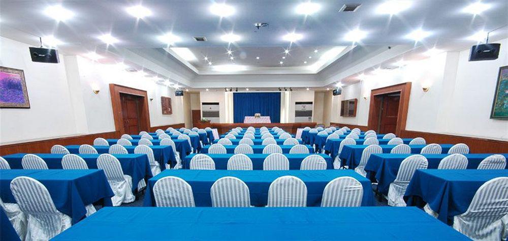 Dad D Resort By Lopburi Inn Resort מראה חיצוני תמונה